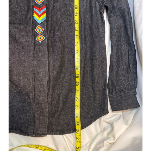 VTG Wrangler Authentic Western Apparel Womens S/M Long Sleeve with Bead Work - Picture 9 of 9